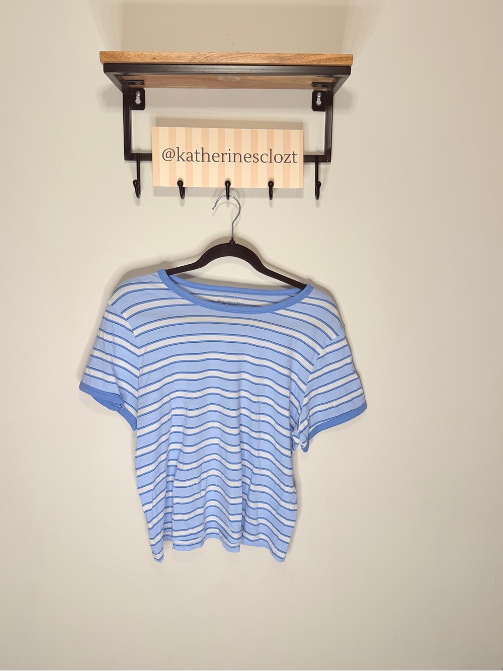 Abercrombie & Fitch Light Blue and White Striped Short Sleeve Tee